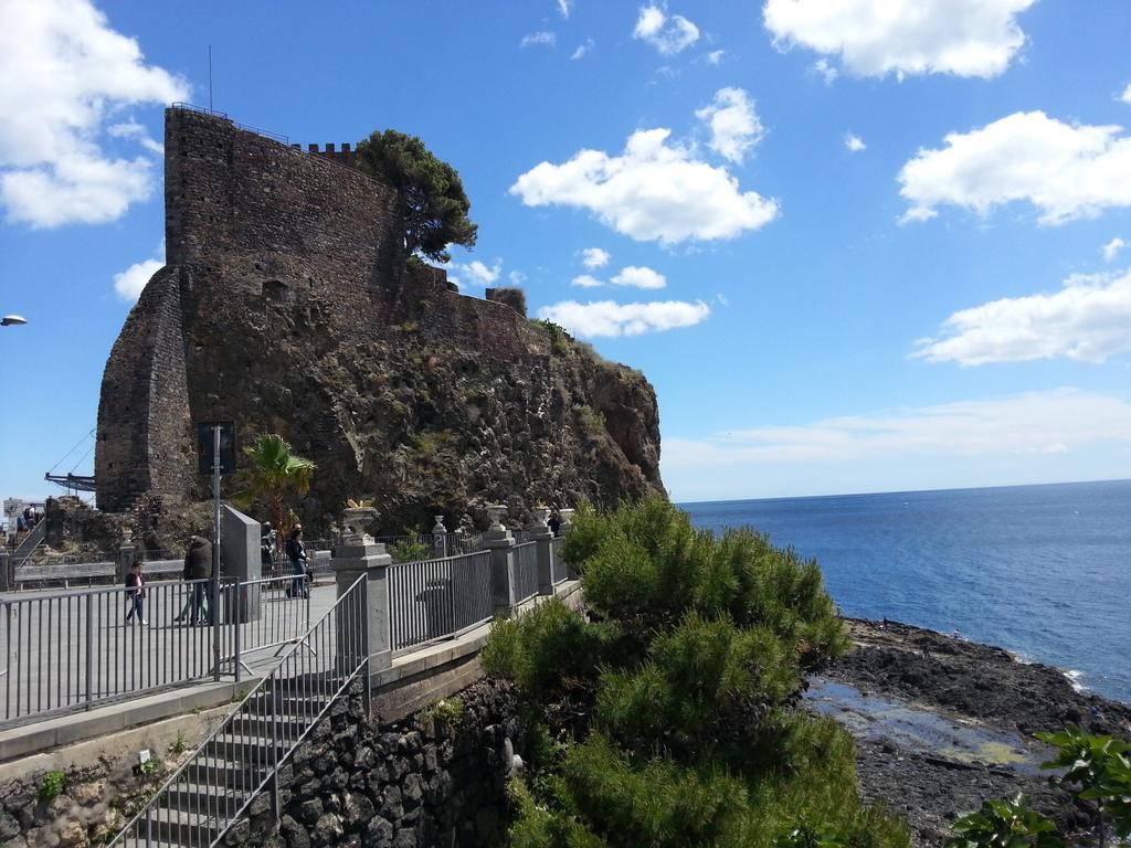 Appartamento Scorcio Di Mare Aci Castello Exterior foto